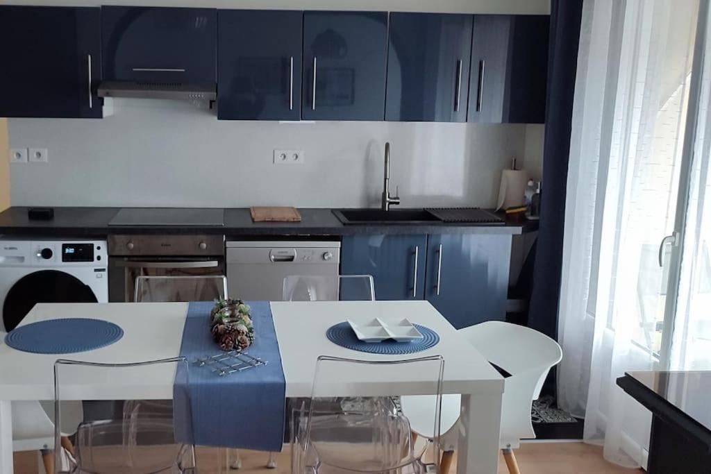 Quartier Des Emailleurs-T4 Avec Balcon Et Garage Apartment Лимож Екстериор снимка