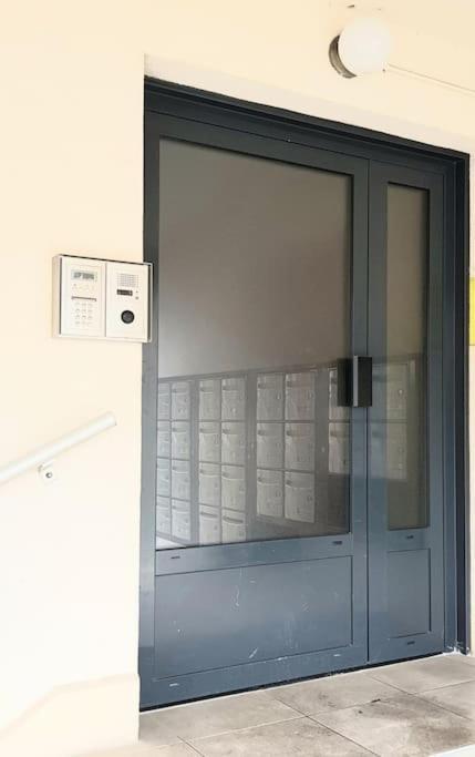 Quartier Des Emailleurs-T4 Avec Balcon Et Garage Apartment Лимож Екстериор снимка